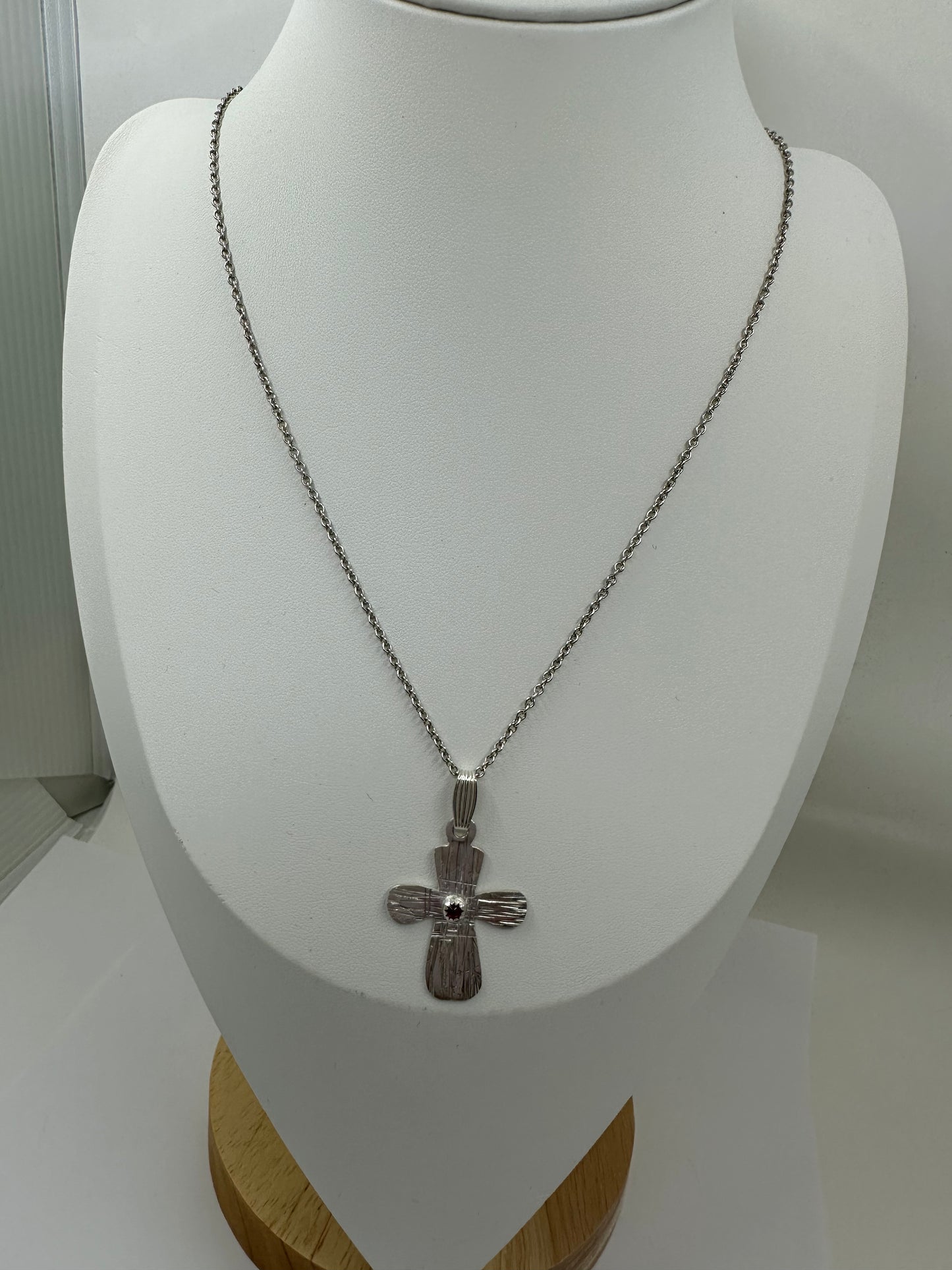 Argentium Silver Cross Pendant: Symbol of Faith and Elegance