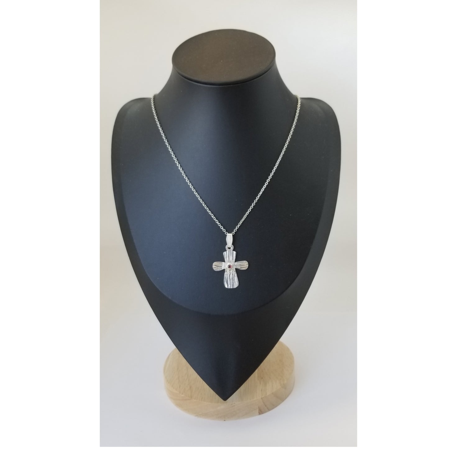 Argentium Silver Cross Pendant: Symbol of Faith and Elegance